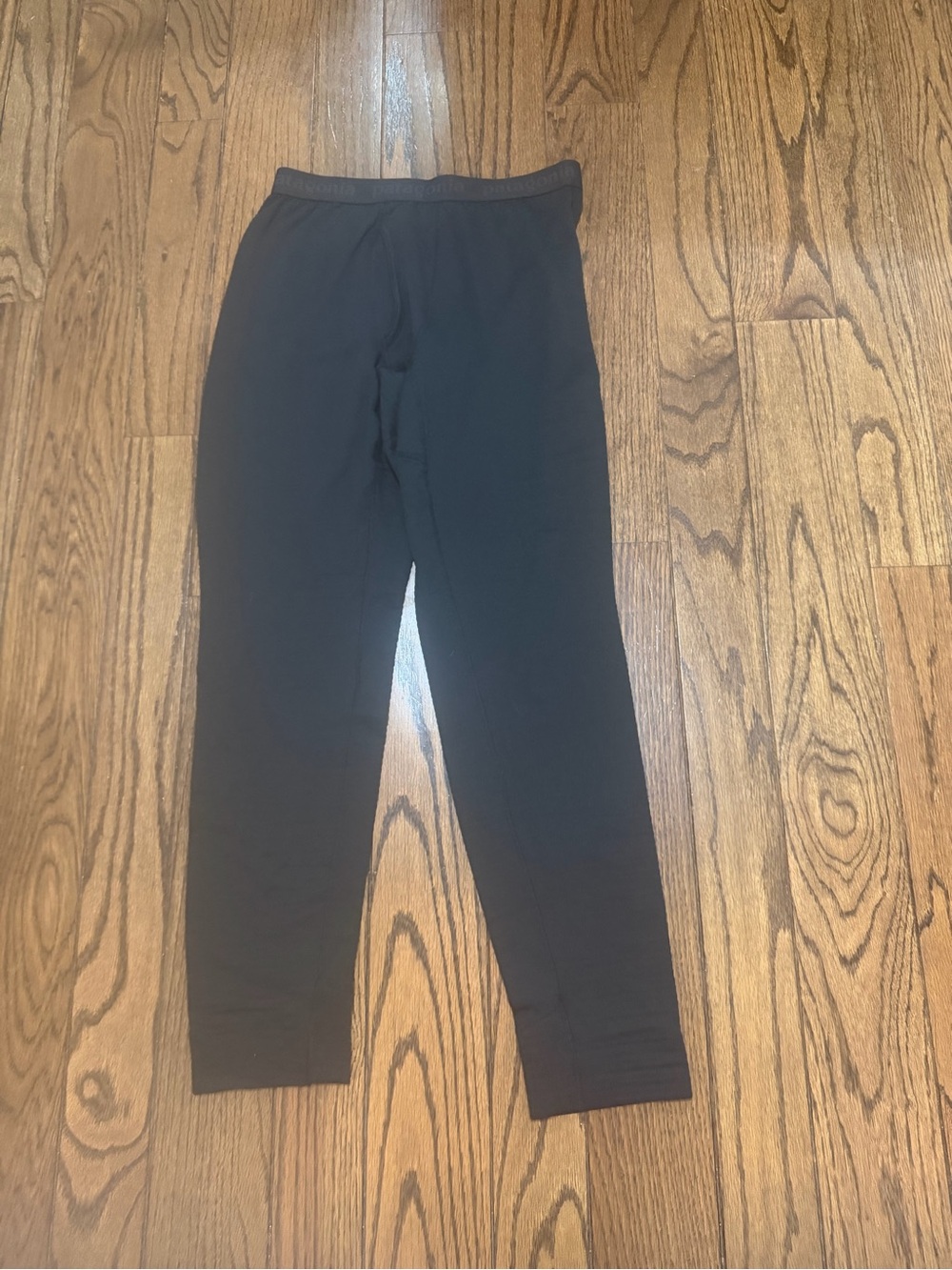 Patagonia men’s capilene thermal pants- Size small